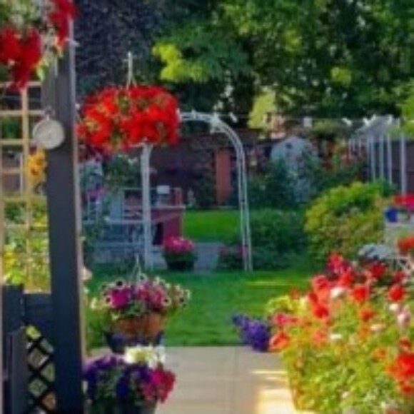 Profile picture of Caroline Njeri